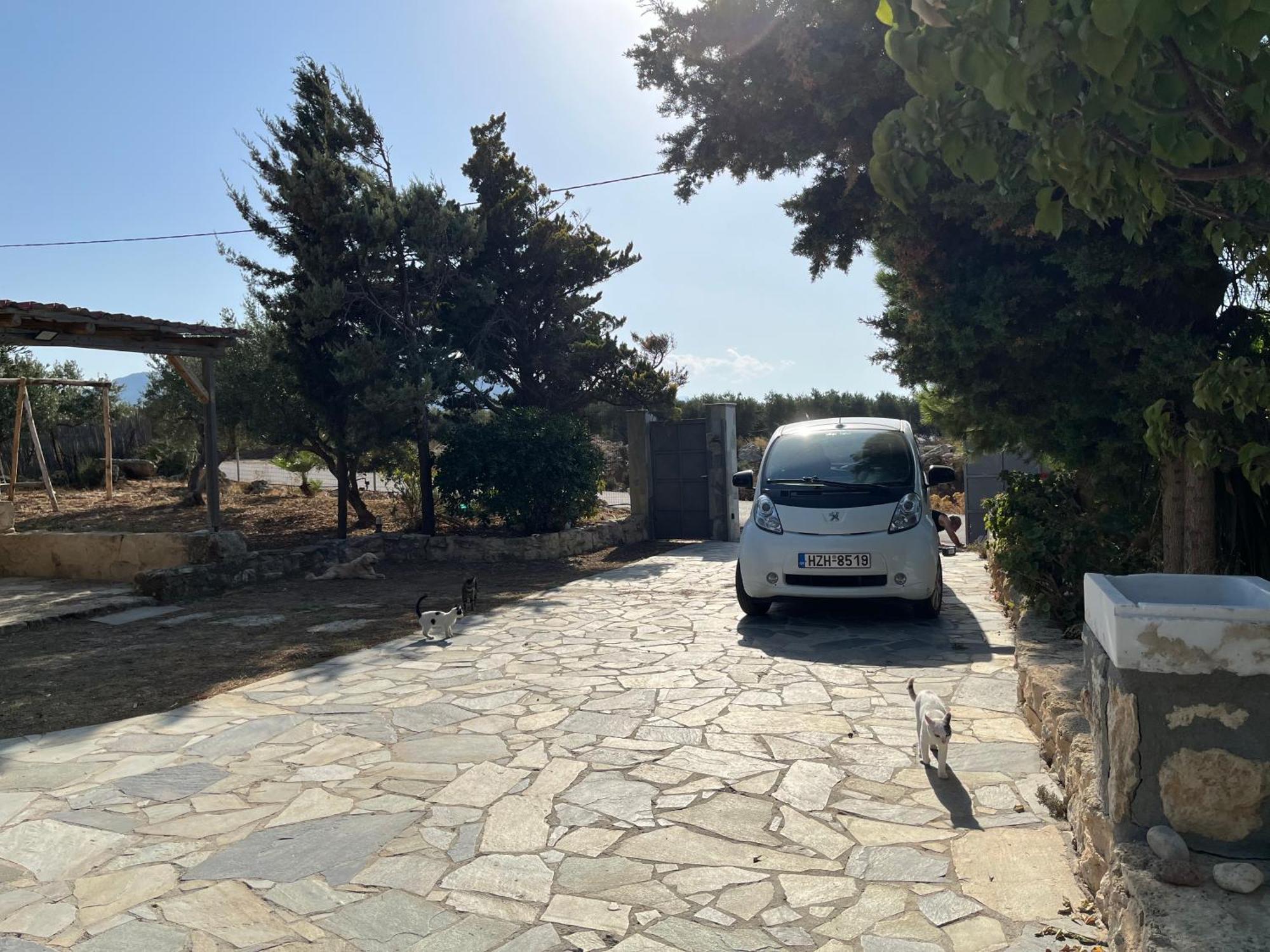 Aletraki -Off-Grid Retreat Above Heraklion, Peaceful Views Archanes Eksteriør billede